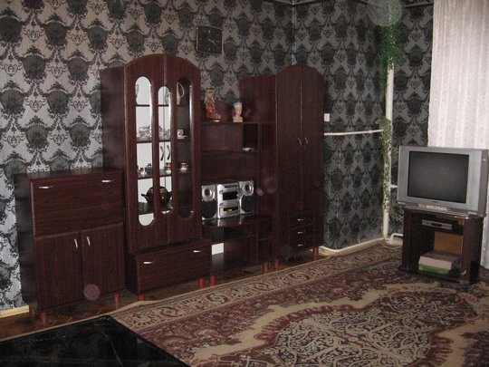 посуточная аренда 2-комнатной квартиры: 
Харьков, ул. Мироносицкая, 93-А.